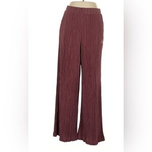 Alo High-Waist Micro Plisse Straight Leg Pant - Burgundy Truffle
